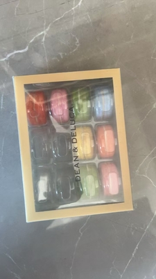 12 Palette Imballaggio in plastica Imballaggio in scatola trasparente Imballaggio in vassoio Imballaggio in maccherone Adattamento personalizzato
