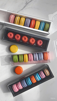 Imballaggio di maccheroni in plastica personalizzabile per proteggere e presentare i dolci