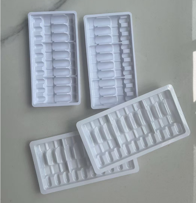 Produzione su misura di vassoi di plastica per flaconi da 10 dosi da 2 millilitri (vassoi PET), vassoi per bottiglie di ampule.