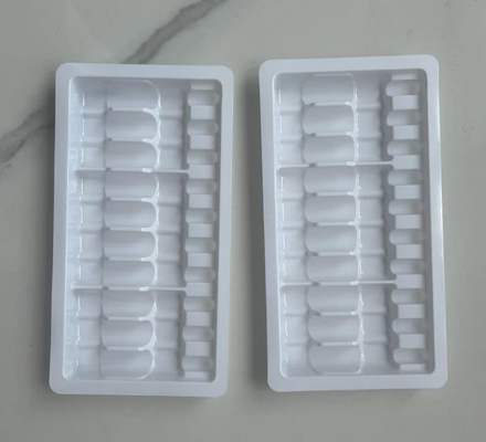 Produzione su misura di vassoi di plastica per flaconi da 10 dosi da 2 millilitri (vassoi PET), vassoi per bottiglie di ampule.