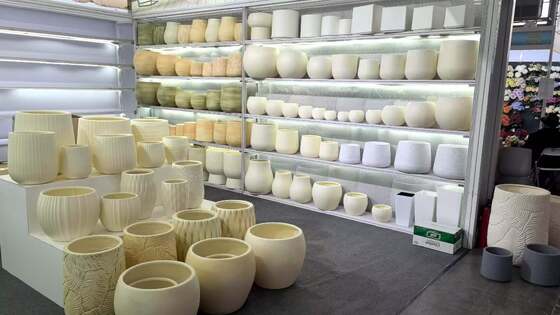 HDPE Flower Plate PE Coated in Multiple Sizes with 20 Years Lifespan for Indoor and Outdoor Use